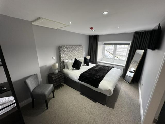 Blackbull hotel photo 4