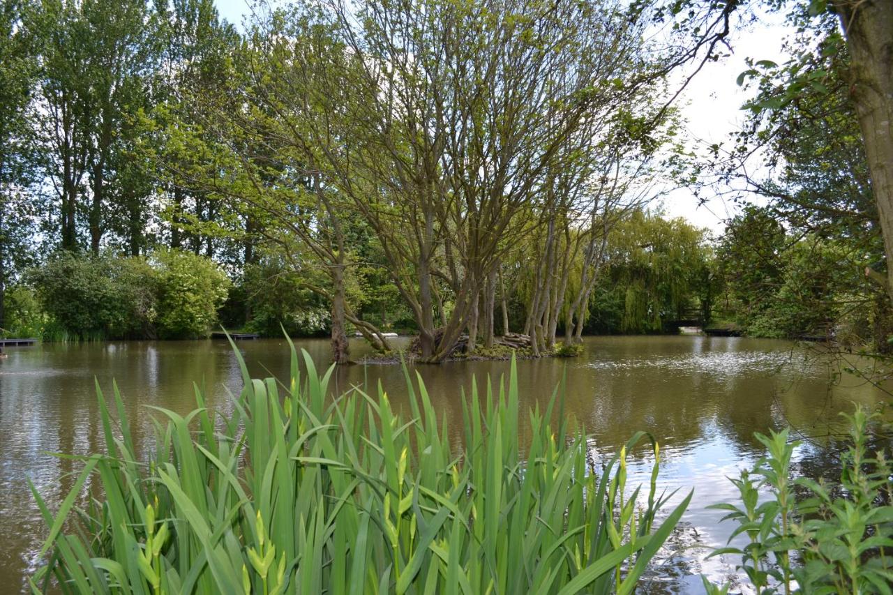 The Chiltern Lodges at Upper Farm Henton photo 3