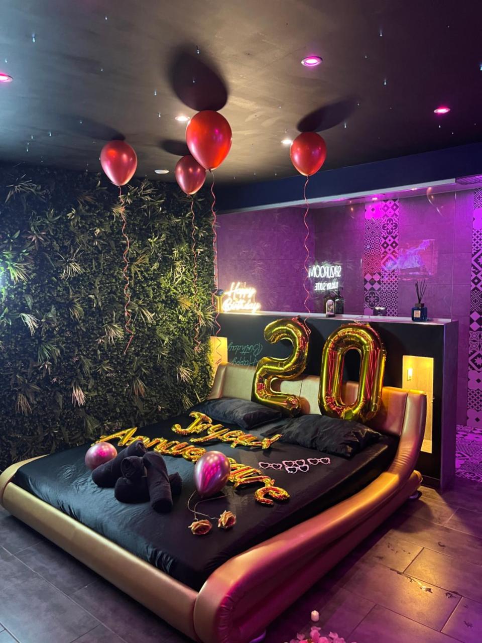 Spazuroom Luxury Suite - 6