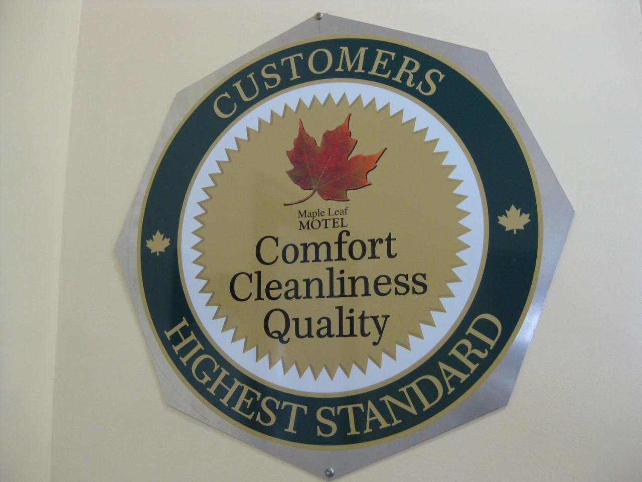 Maple Leaf Motel photo 4