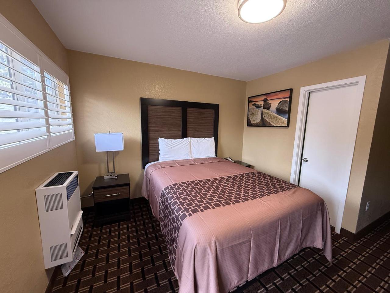 Tahoe Sands Inn photo 3