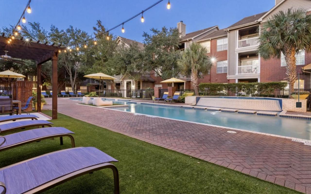 Lavish Apartment near Houston Medical Centre photo 4