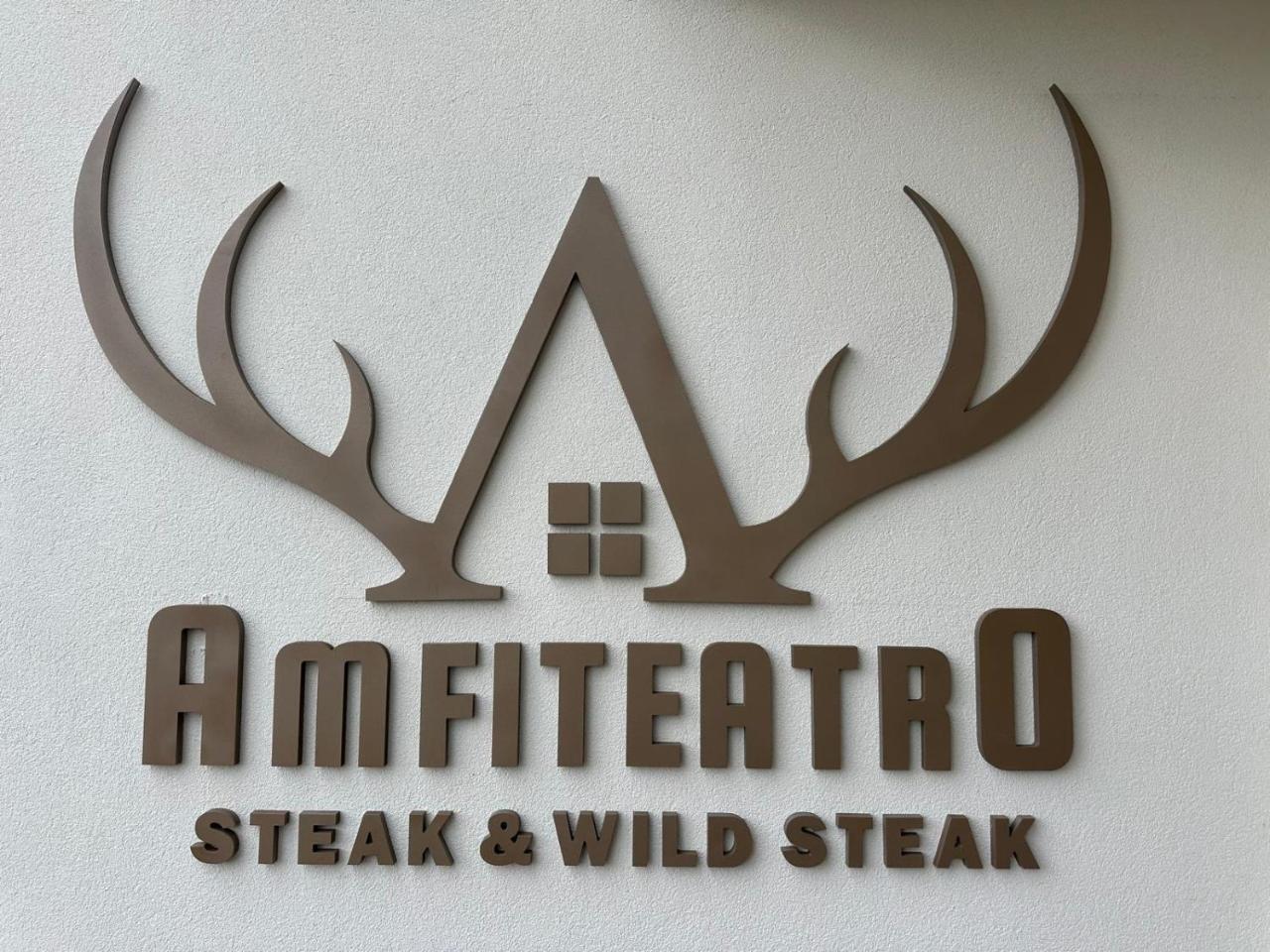 Amfiteatro - 3