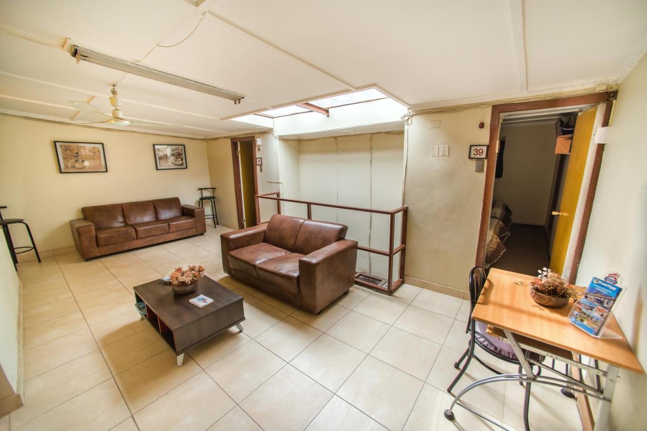 Hotel Sahara Inn photo 3