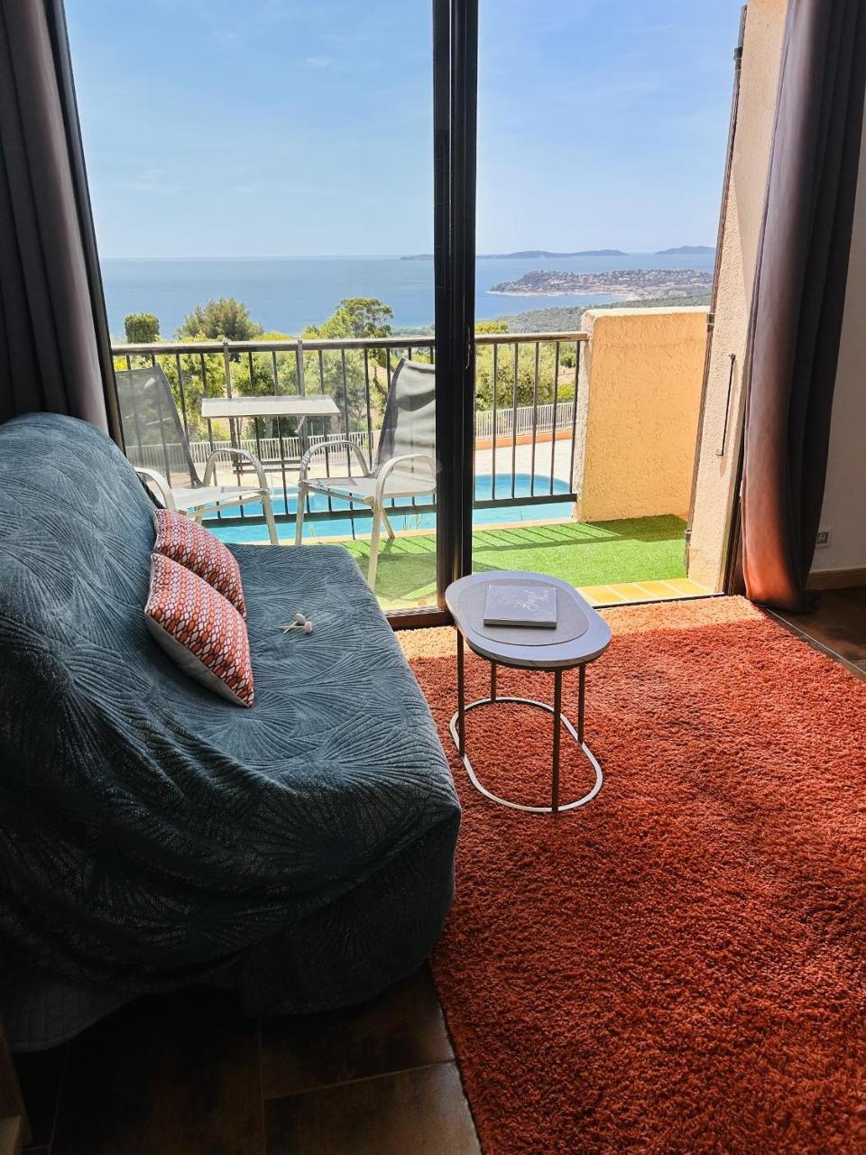 STUDIO POOL HOUSE 2 ETOILES VUE MER PANORAMIQUE AMAZING SEA VIEW WIFI LINGE LINEN INCLUS AIRCONDITIOn - 5