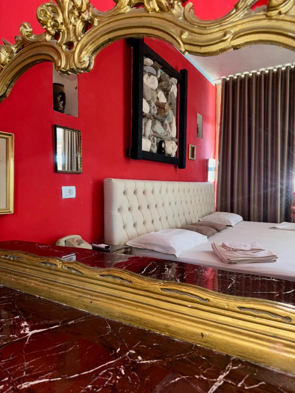 Hotel Vila "Oda E Miqve"Vlore photo 3