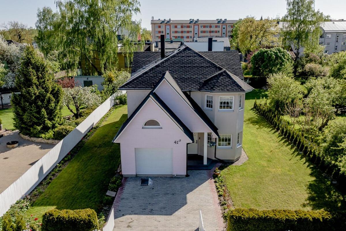 Luxury Villa in Pärnu, walking distance from the beach and city centre - 2