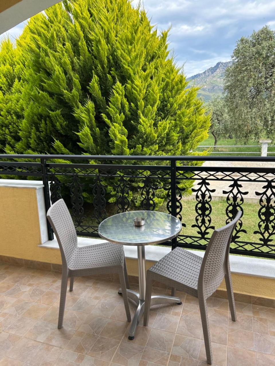 Iraklis Hotel - 2
