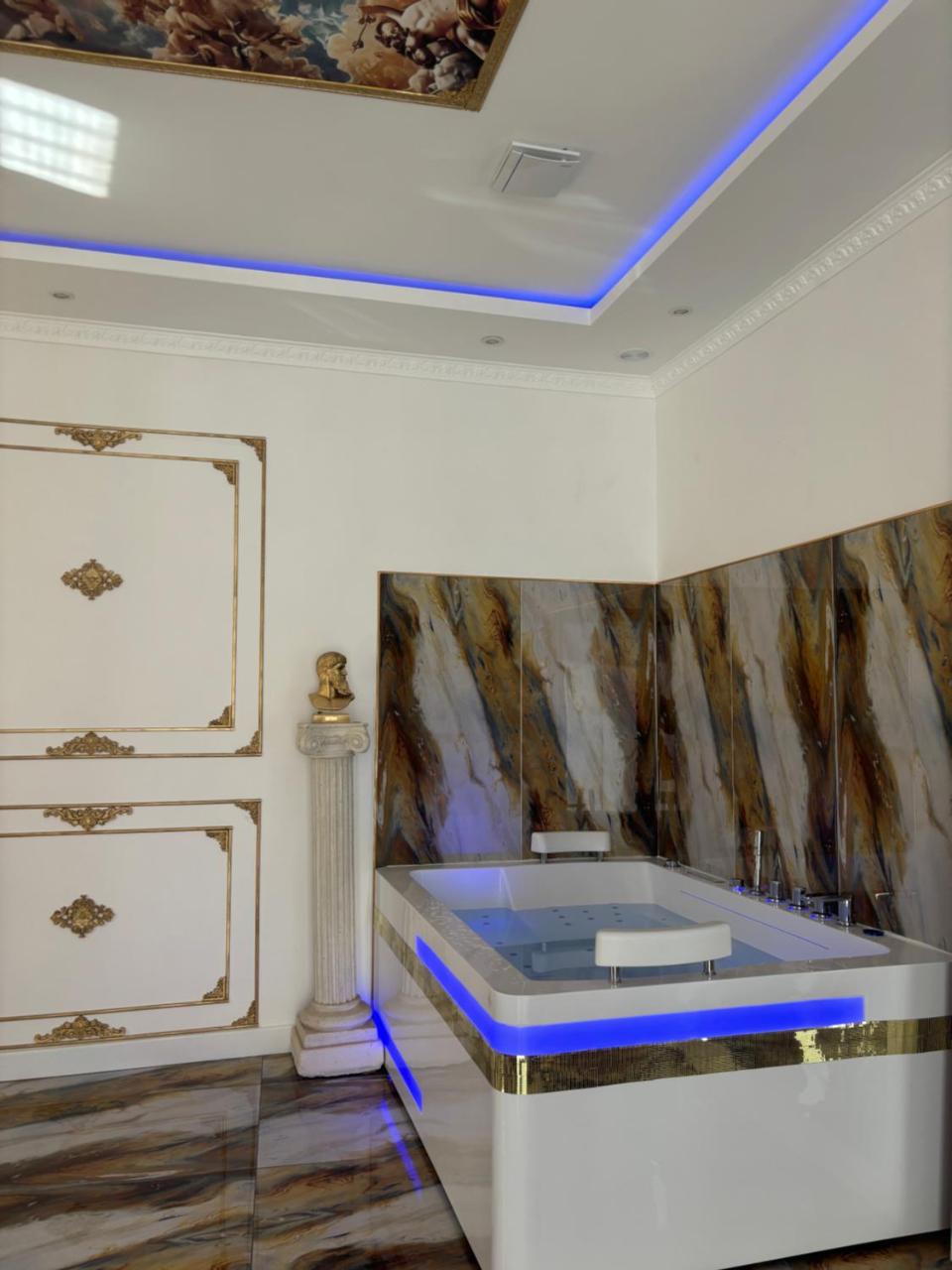 Suite Aphrodite Spa Hammam ,Balnéo ,Nîmes Centre - 5