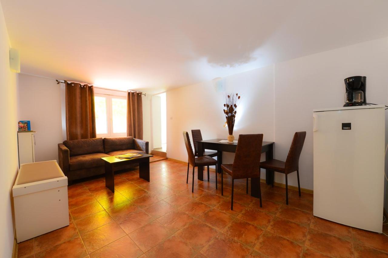 Casa Mihai photo 2