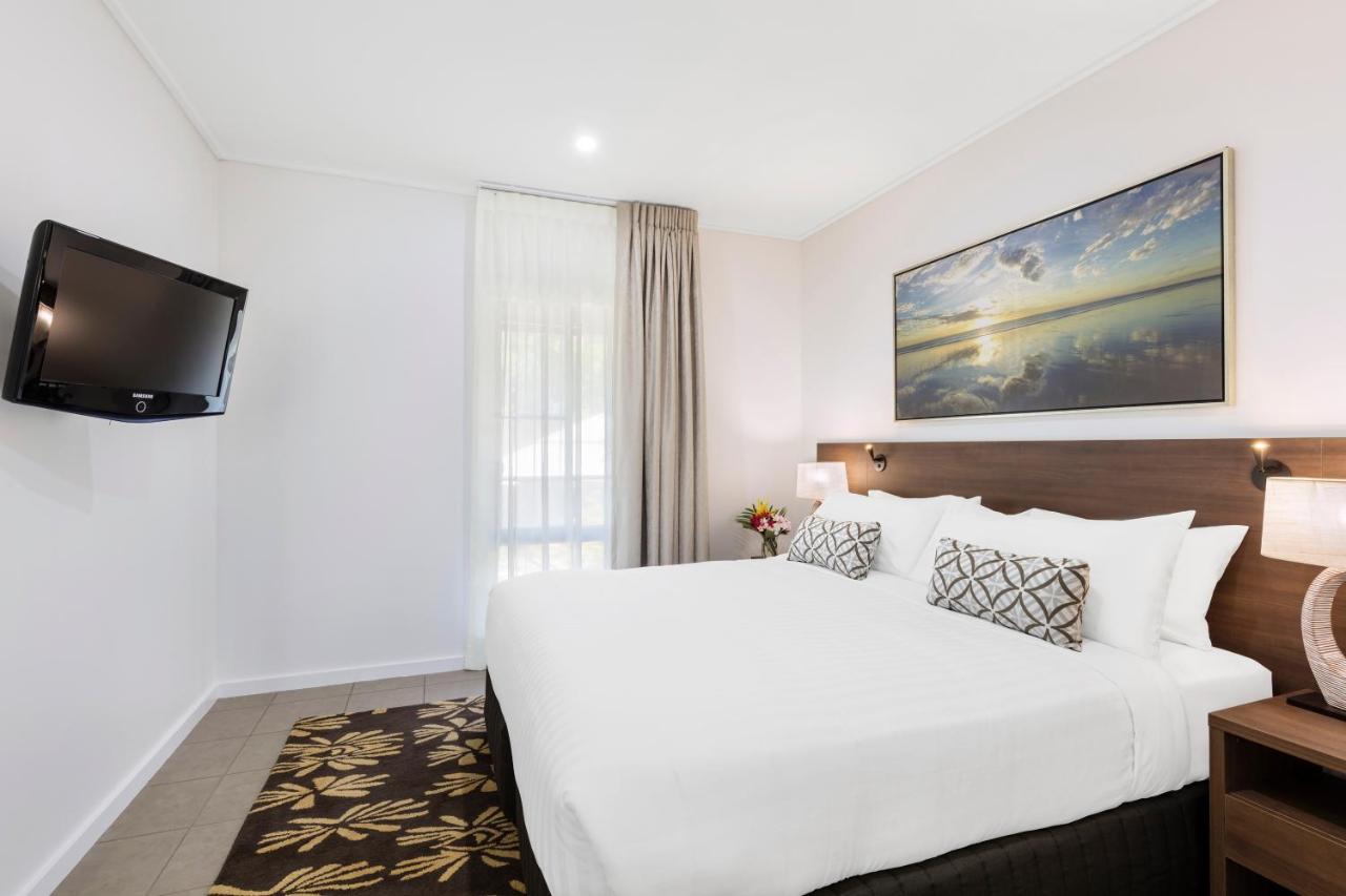 Oaks Cable Beach Resort photo 2
