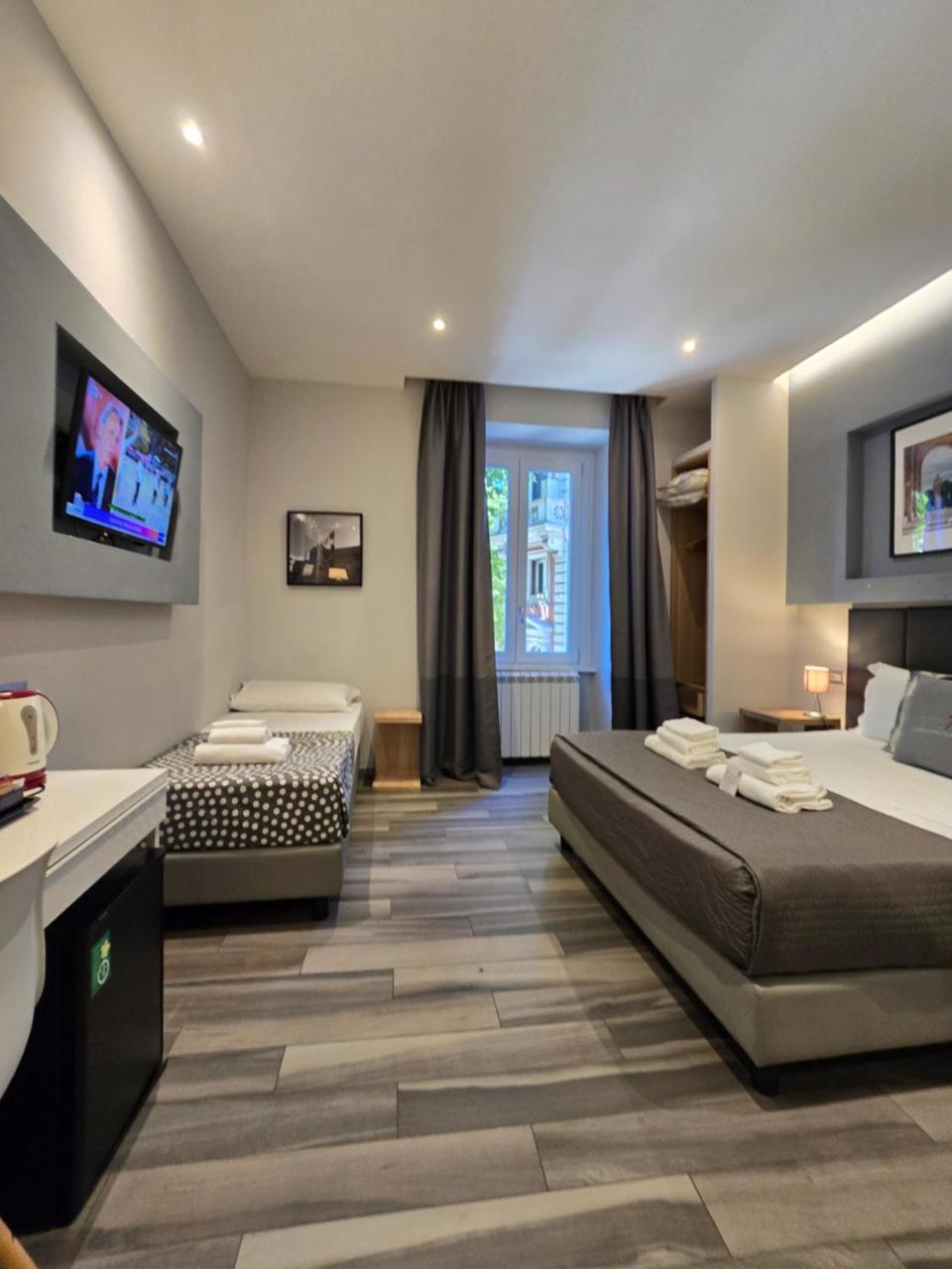 B&B Home 77 - 4