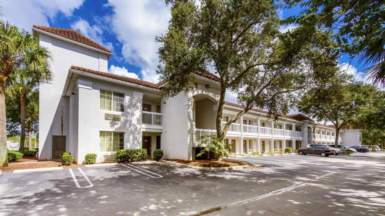 Studio 6 Extended Stay - Coral Springs, FL - Fort Lauderdale