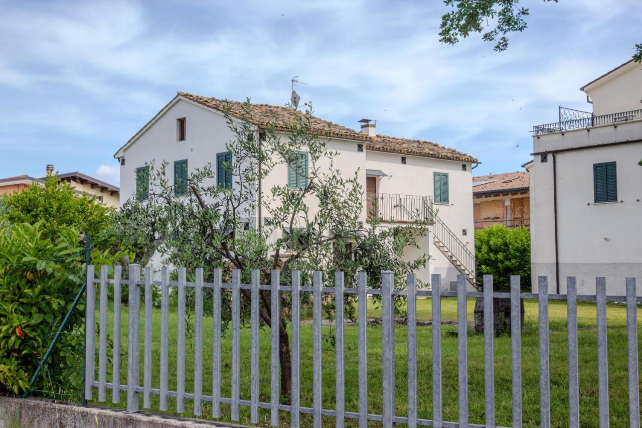 Gran sasso white house photo 4