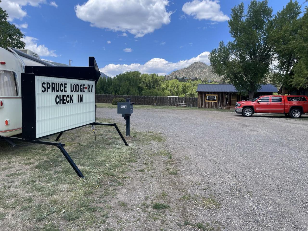 The Spruce Lodge
