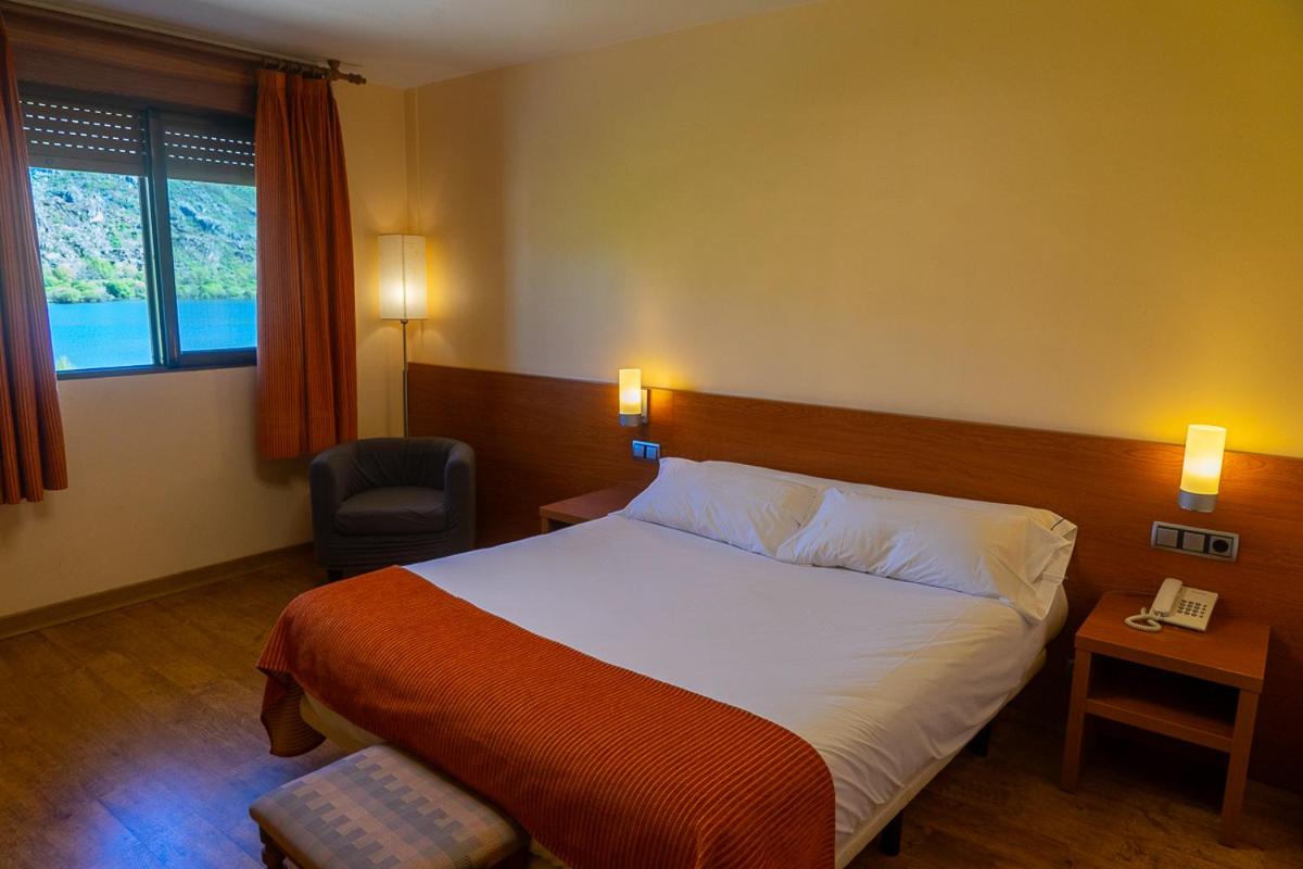 Hotel Don Pepe Lago de Sanabria photo 4