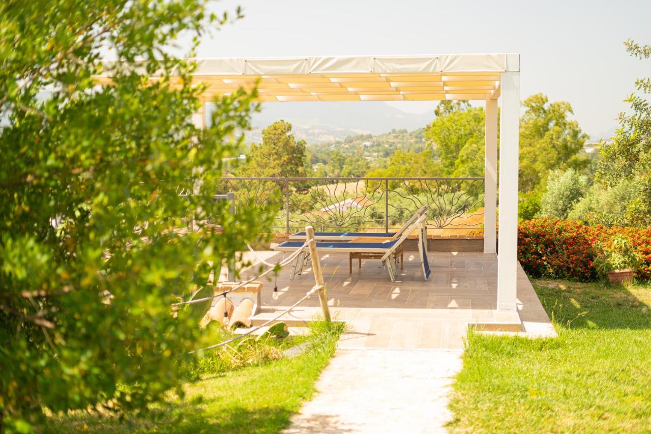 HOTEL Essenza di Mirto photo 2