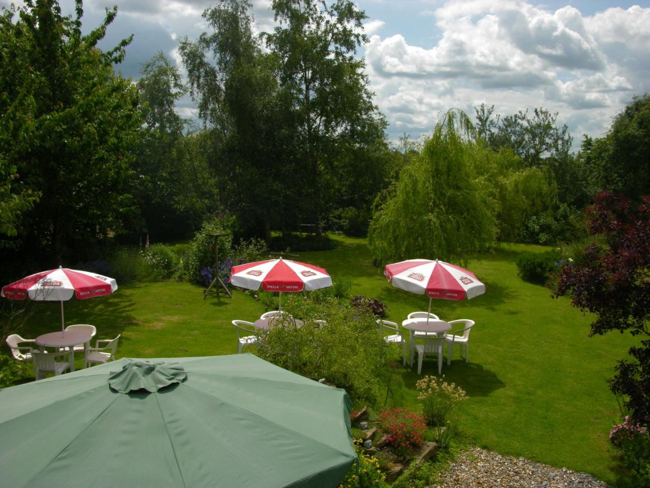 Six Bells Inn - 4