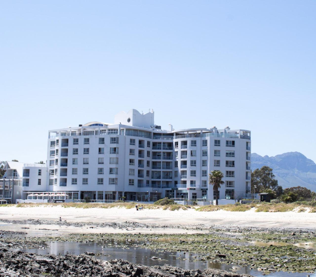 Photo - Ocean Breeze Hotel