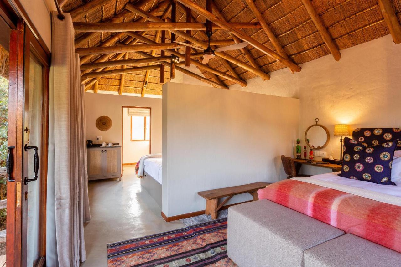 Lalibela Wildlife Reserve - Mark's Camp Family Lodge photo 2