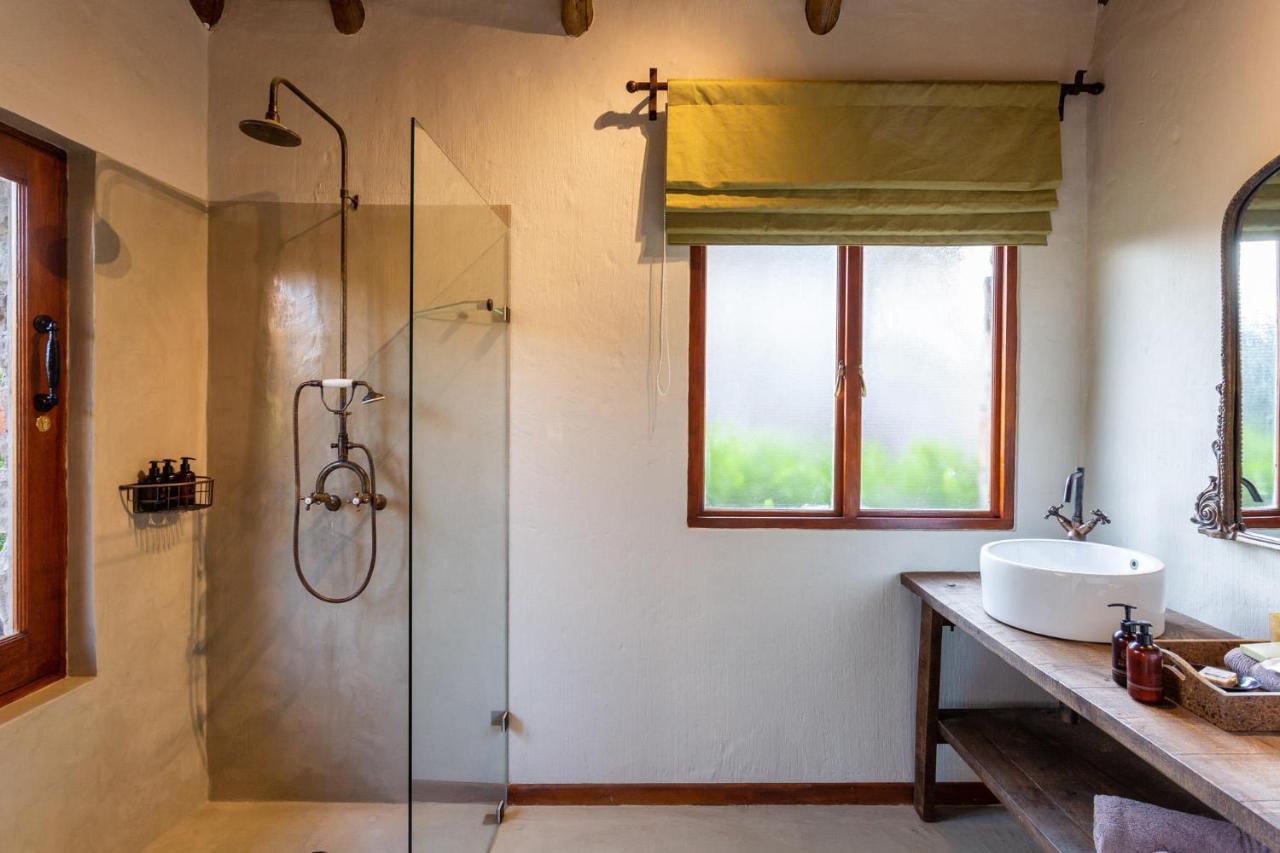 Lalibela Wildlife Reserve - Mark's Camp Family Lodge photo 3