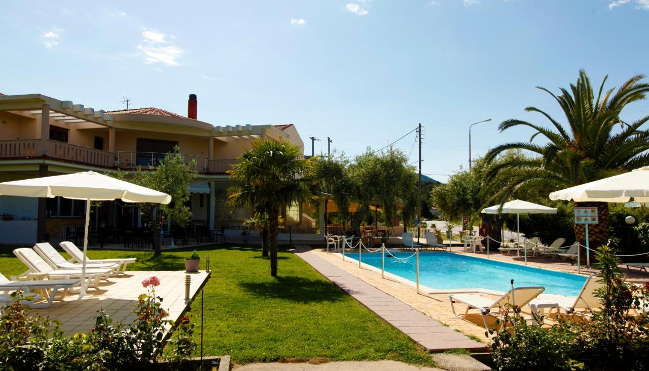 Chrisa Hotel photo 4