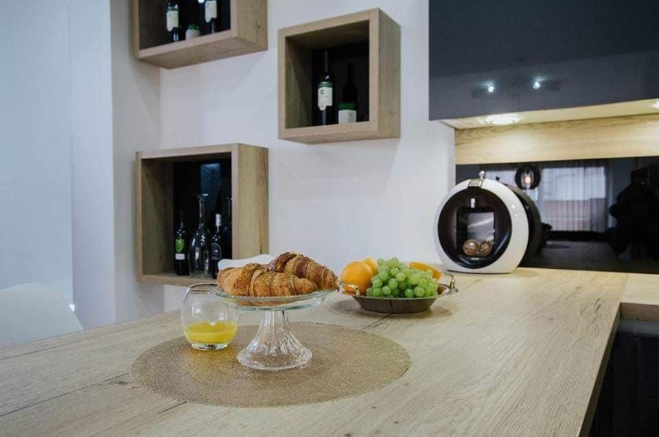 Moderan apartman s hidromasažnom kadaom - 3