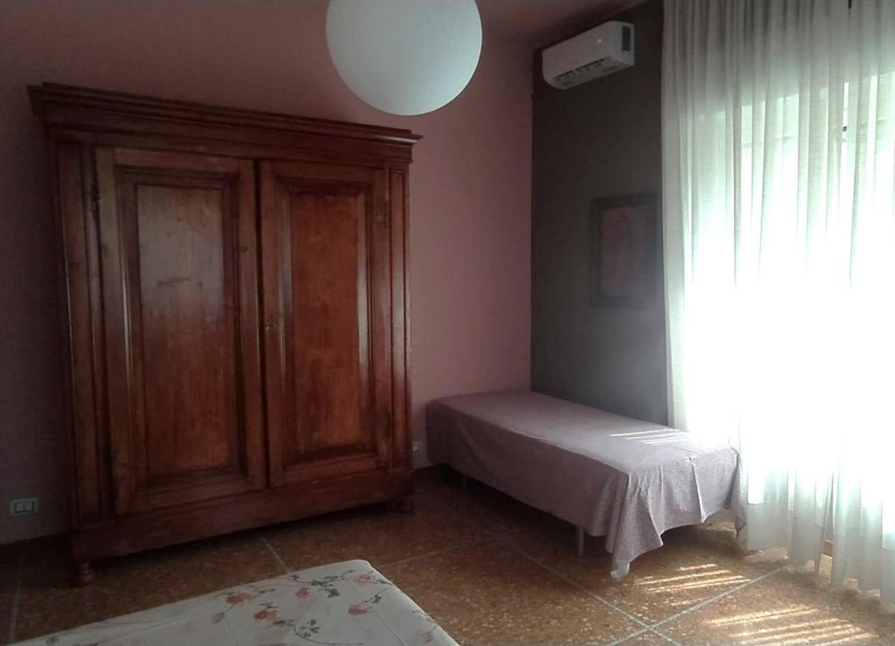 La casa di Giulia, trilocale con balcone e giardino - 2