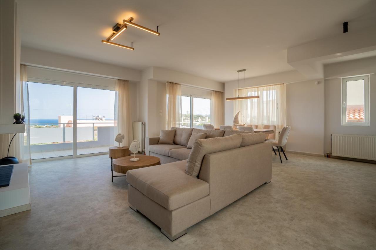 Horizon Luxury Living Breathtaking Seaview Minutes from the Airport - 2