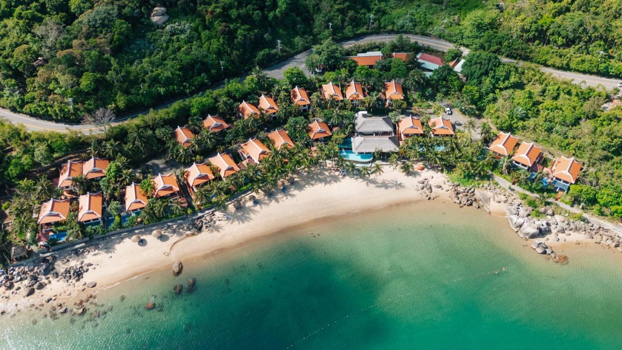 Son Tra Beach Resort & Spa Danang photo 3