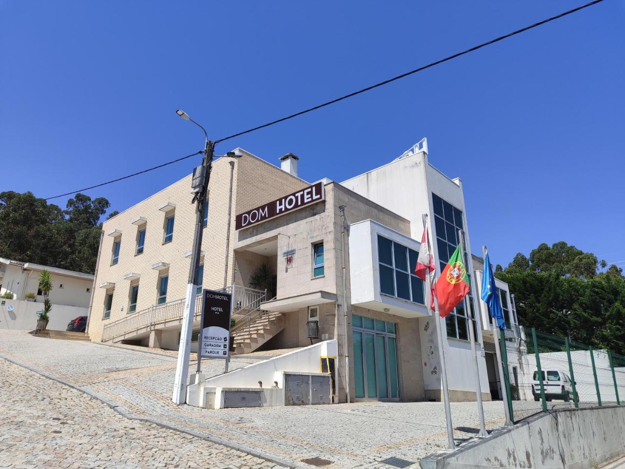 Dom Hotel