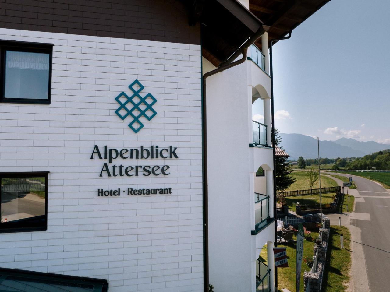 Hotel Alpenblick Attersee Superior photo 2