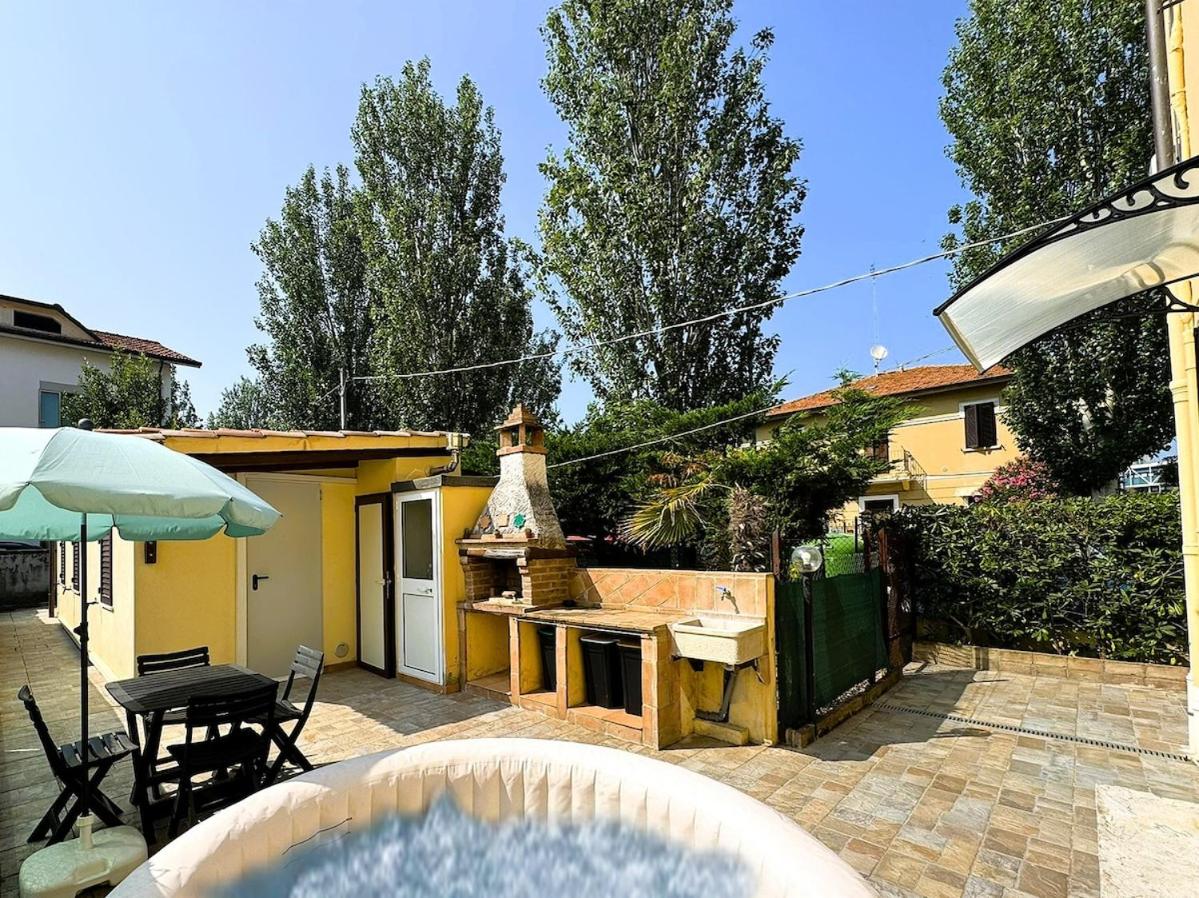 Nadia House - a stone's throw from the sea! - 6