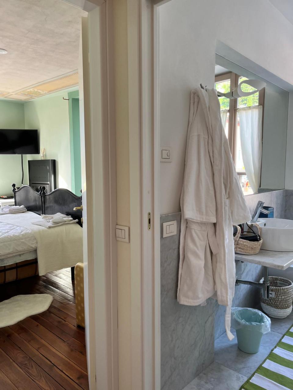 RL - Boutique Suites & Apartments - 6