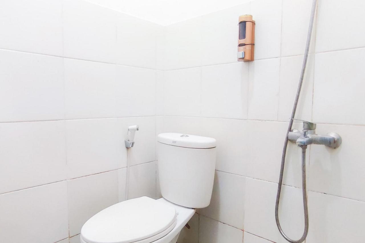 Urbanview Hotel Falah Residence Syariah By RedDoorz photo 4