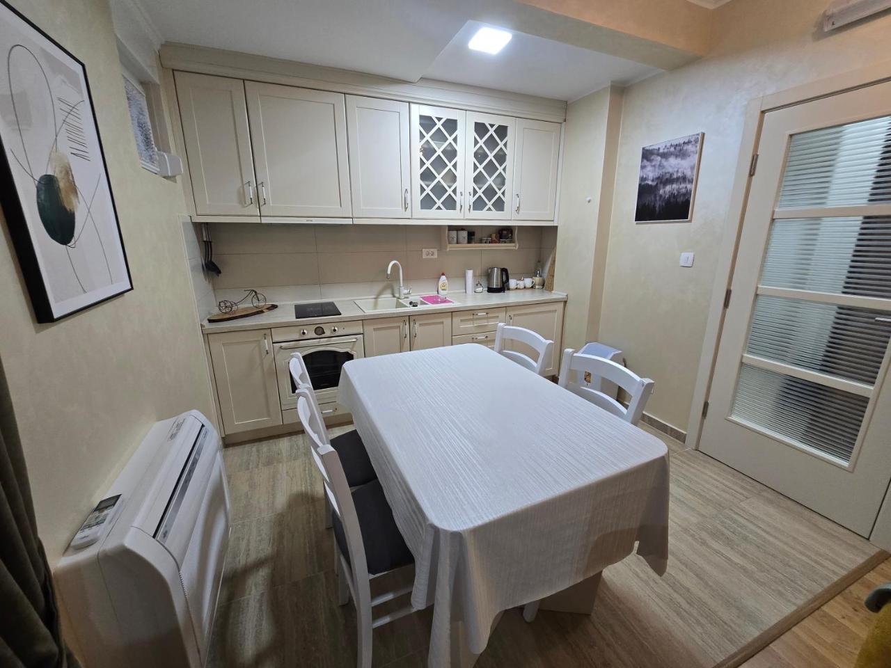 Jolly Apartment - 3