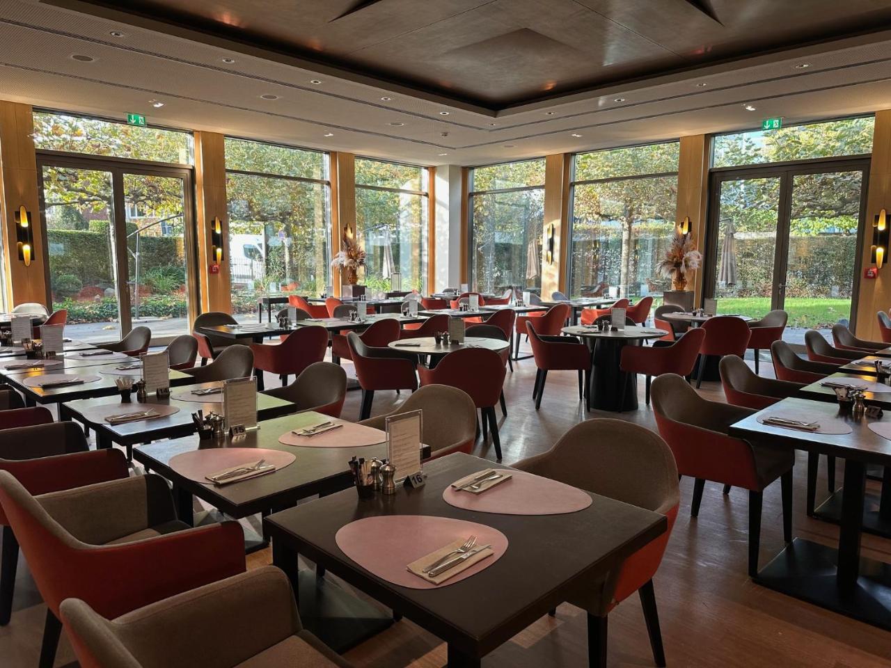 Wasserturm Hotel Cologne, Curio Collection by Hilton photo 4