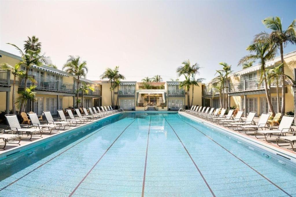 The Lafayette Hotel, Swim Club & Bungalows photo 3