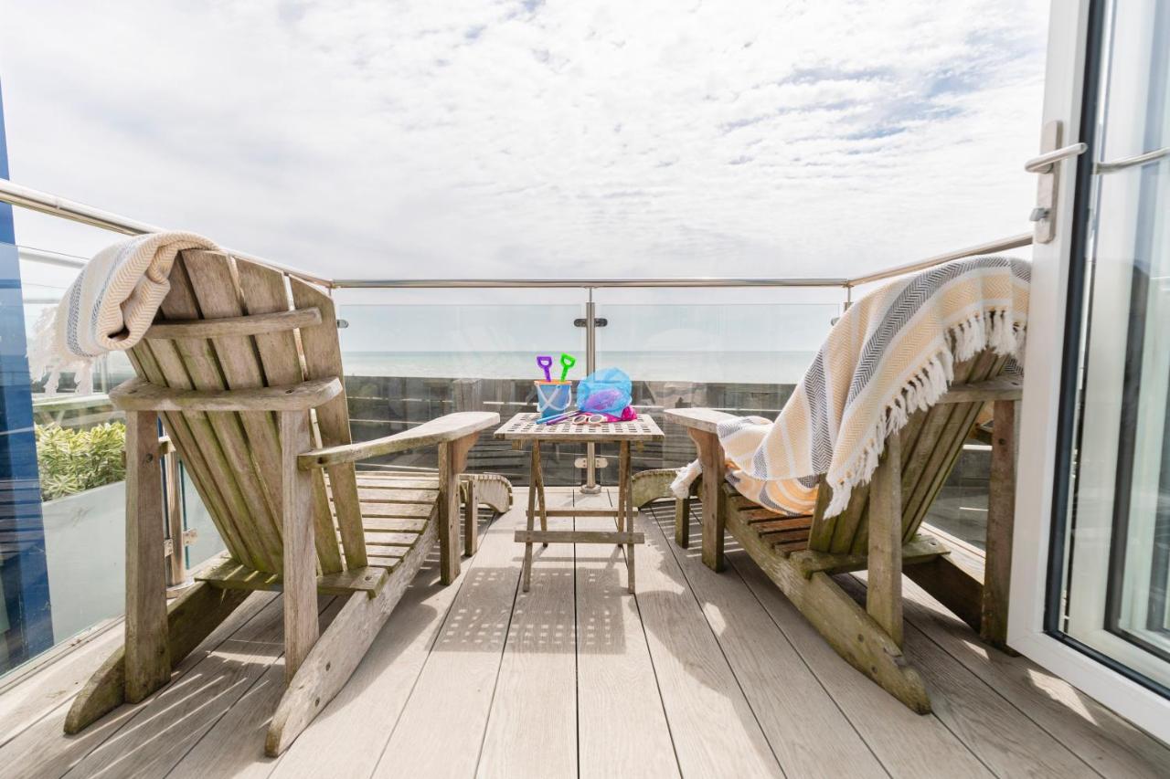 Beach Hut Suites photo 2