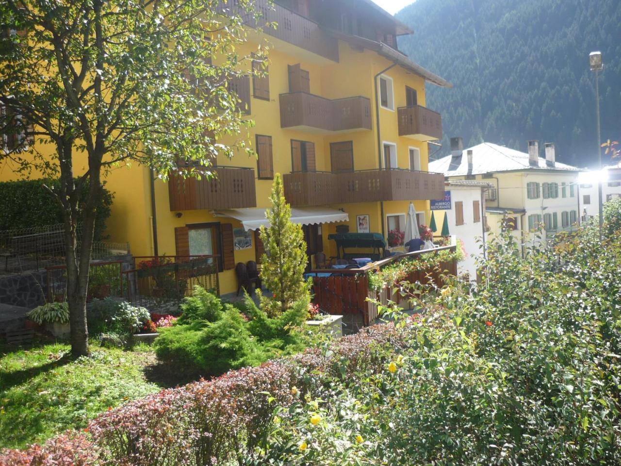 Albergo Ristorante Iris