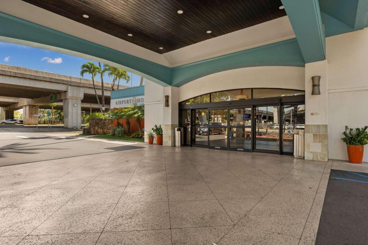 Airport Honolulu Hotel, Trademark Collection by Wyndham Thumbnail