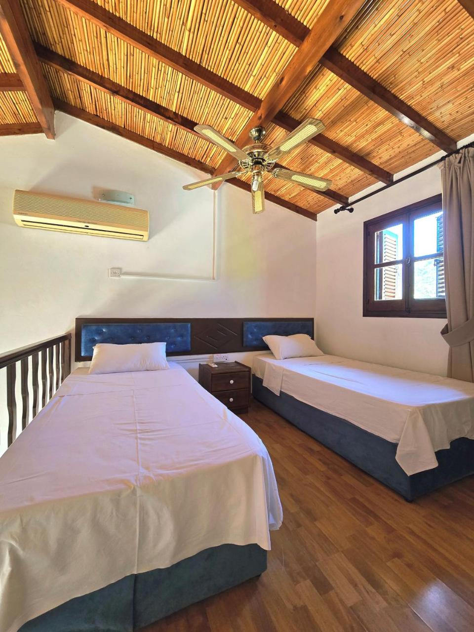 Five Fingers Holiday Bungalows photo 3