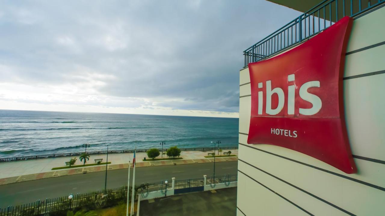 Ibis Bata photo 3