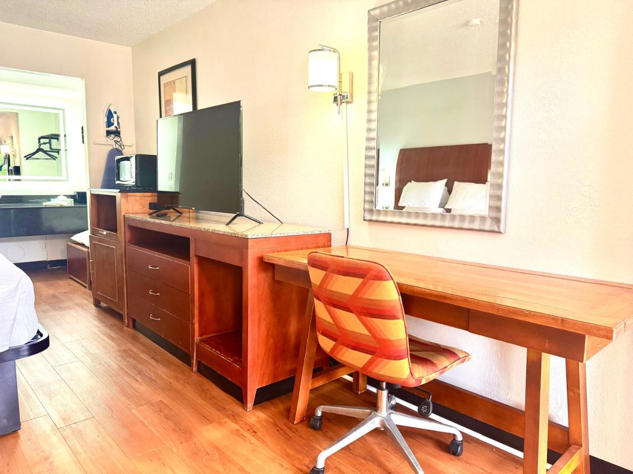 Baymont by Wyndham Metter photo 3