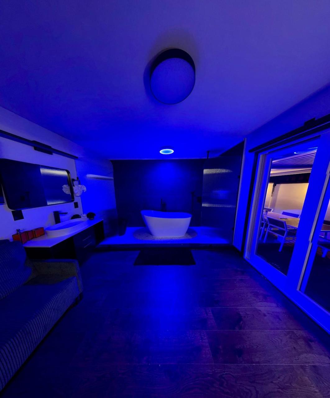 Luxury Villa with Private Spa - 4