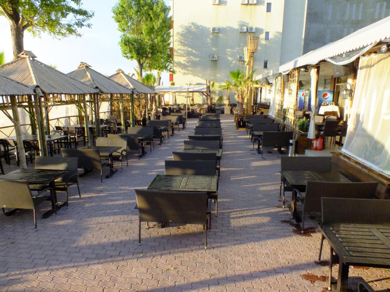 Pirates Resort