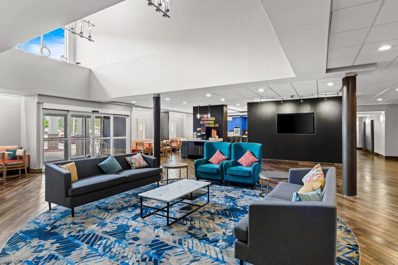 Photo - Comfort Suites Columbia at Harbison