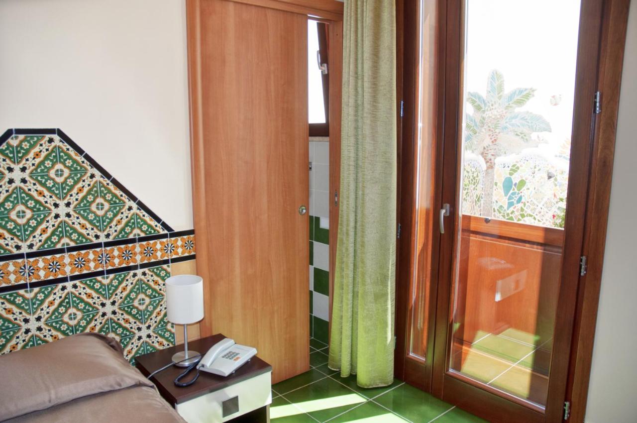 Hotel Riva Del Sole photo 3