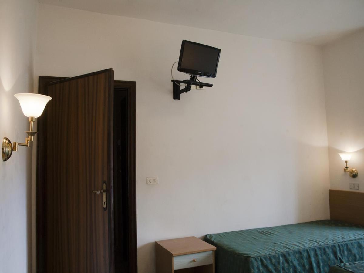Hotel Aquila photo 3