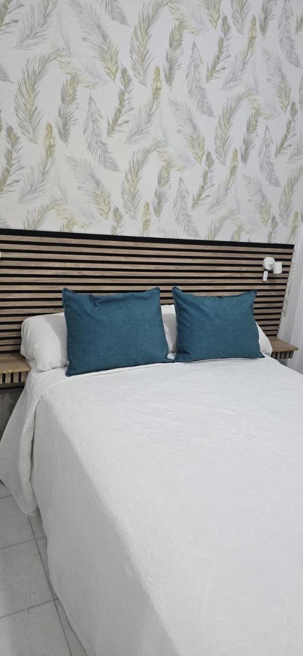 Apartamentos Playa Bajondillo 2 - 6